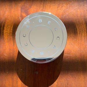 BECCA Makeup - Becca Hydra-mist set and refresh powder BECCA Makeup - Becca Hydra-mist set and refresh powder